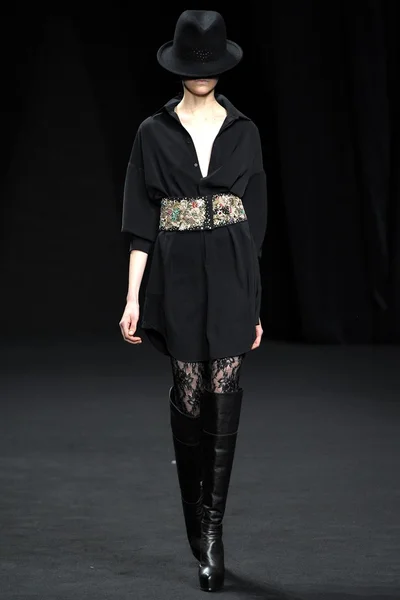 Look 26